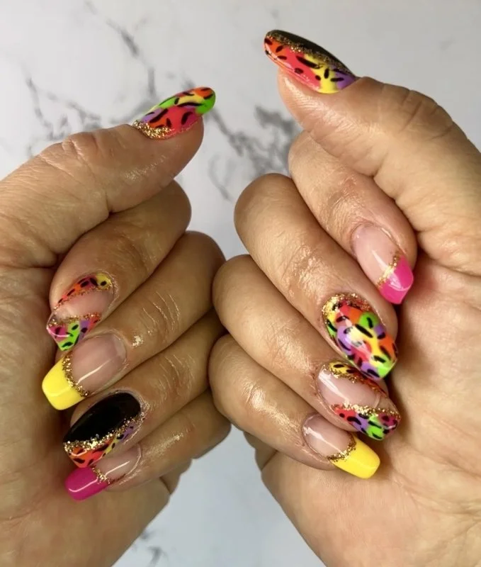 Carré, amande, stiletto... Quelle forme d'ongles adopter pour être tendance ?